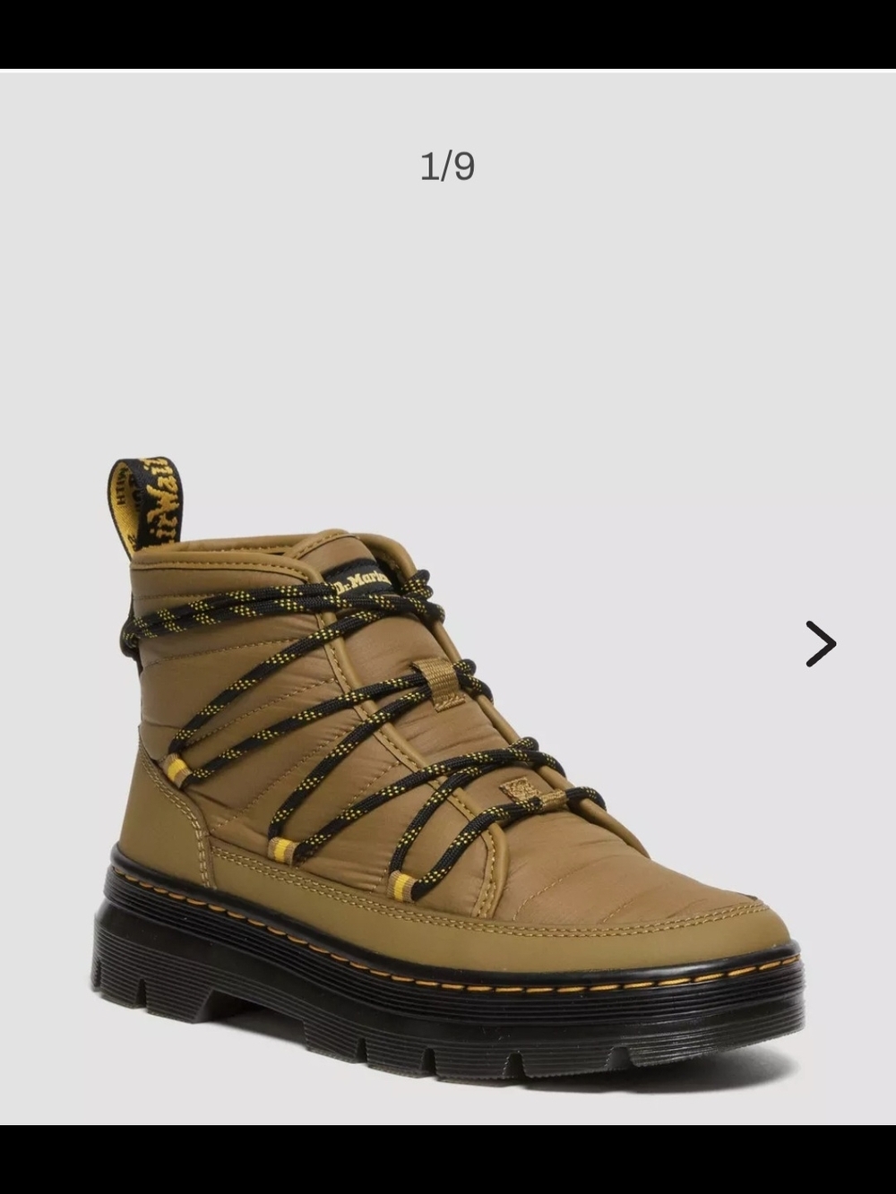 NWOT Dr. Martens Combs Hiking Boots - Women